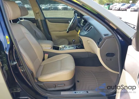 2009 Hyundai Genesis 4.6 из США, поврежденный, VIN KMHGC46F19U045877